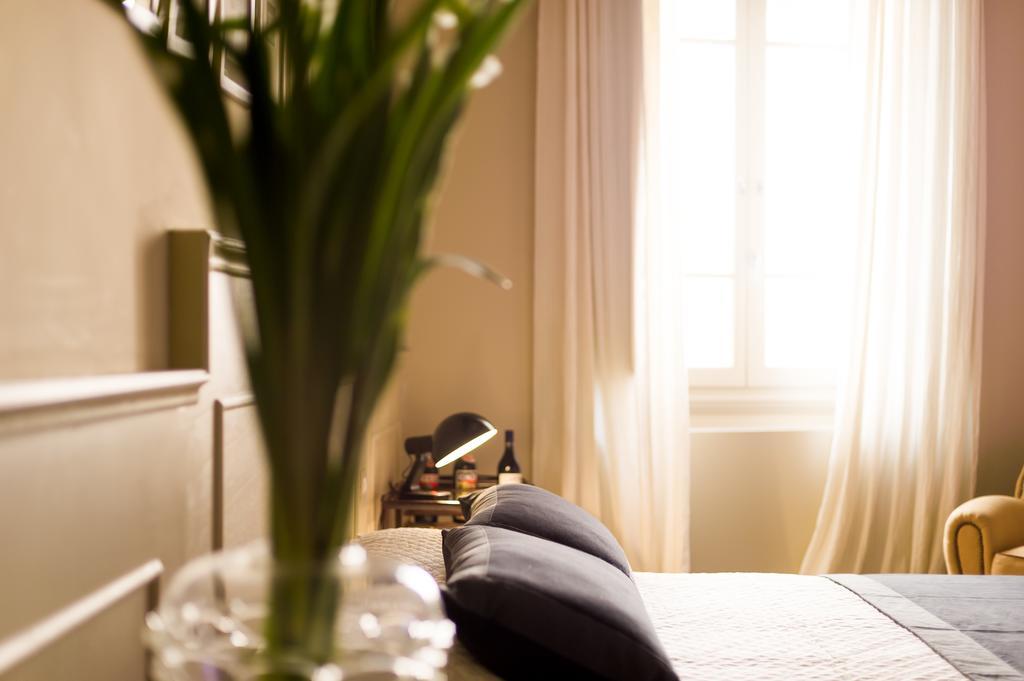 Arnobio Florence Suites Экстерьер фото