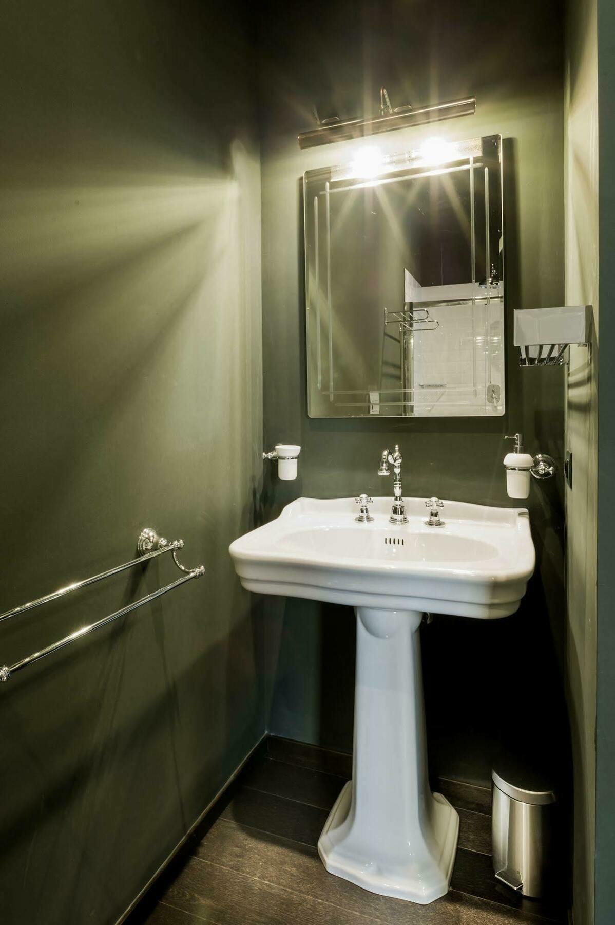 Arnobio Florence Suites Экстерьер фото